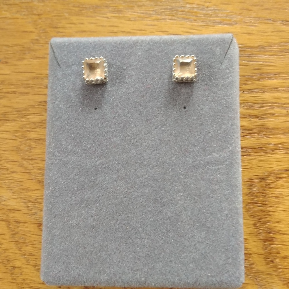Yellow stone earrings